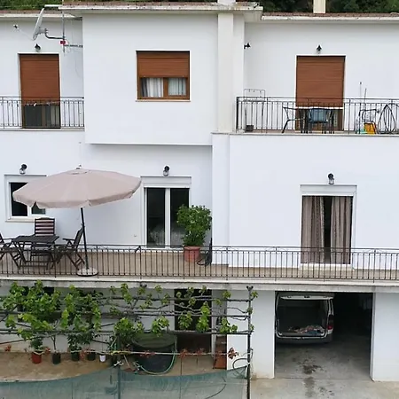 D & K Guest House Makrirrakhi Exterior photo